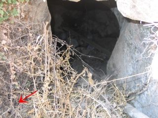 hole & cave